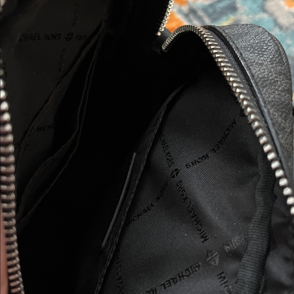 Michael Kors signature chain crossbody bag with wallet. Like new. - Picture 7 of 12